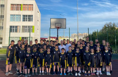 ГК «Жилстрой» оказывает спонсорскую поддержку школьной баскетбольной команде