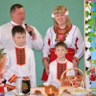 Пензенцы спели фольклорные песни на фестивале национальных семейных традиций