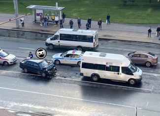 Жесткая авария в Пензе: легковушка врезалась в маршрутку