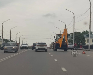 На Гагаринском путепроводе в Пензе образовалась пробка из-за ДТП