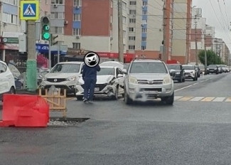 На улице Пушкина в Пензе образовалась пробка из-за аварии