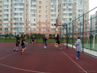 В Ленинском районе Пензы подвели итоги соревнований по стритболу