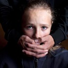 Житель Кузнецка насиловал несовершеннолетних сестер и снимал происходящее на телефон