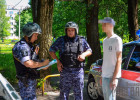 В Пензе задержали мужчину, сломавшего соседке дверной косяк