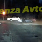 В сети появилось видео жесткой аварии с тремя авто на Ульяновской в Пензе