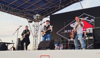 Группа «Вне координат» выступила в Спутнике