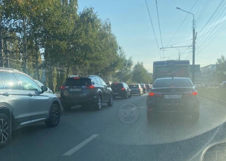 Пензенских водителей предупреждают об огромной пробке в микрорайоне Арбеково