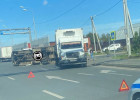 На улице Аустрина в Пензе перевернулся грузовик – соцсети