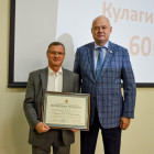 Вадим Супиков поздравил прославленного пензенского боксера Олега Кулагина
