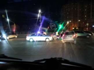 В Пензе авария спровоцировала затор на двух улицах