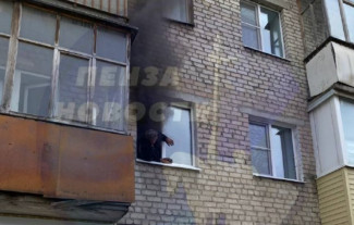В Пензе мужчина чуть не выпрыгнул из окна, спасаясь от пожара