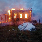 В Пензенской области огонь уничтожил сразу три строения