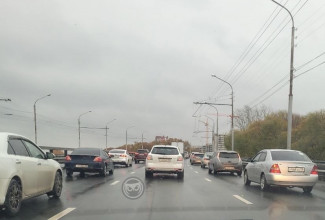 В Пензе затруднено движение на улице 8 Марта