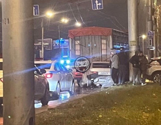Пензенцы сообщают о жестком тройном ДТП на проспекте Победы