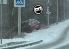 На окраине Пензы вылетел с дороги легковой автомобиль