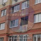 На улице Мира в Пензе мужчина выпрыгнул из окна – соцсети