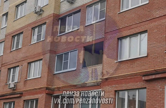 На улице Мира в Пензе мужчина выпрыгнул из окна – соцсети