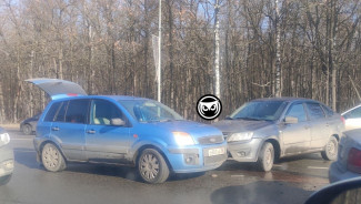 На одном из перекрестков в Пензе произошла авария