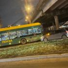 В Пензе образовалась гигантская пробка из-за ДТП с новым троллейбусом