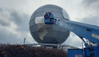 В Пензе продолжаются работы по реконструкции монумента Глобус